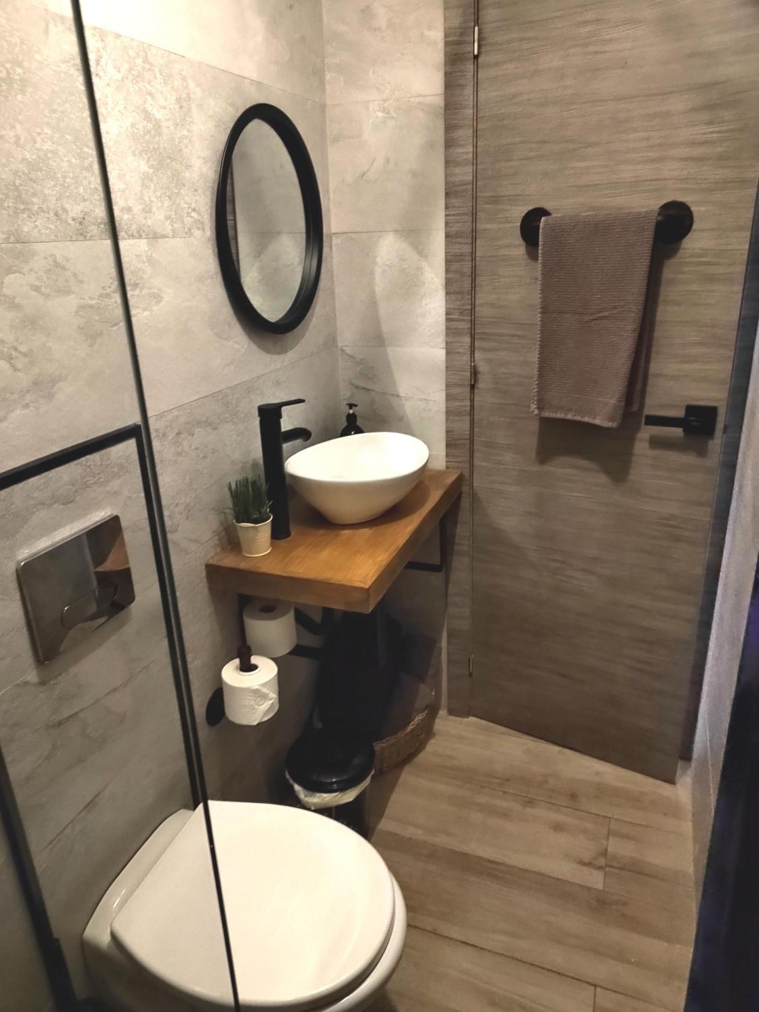 - Rio Hotel